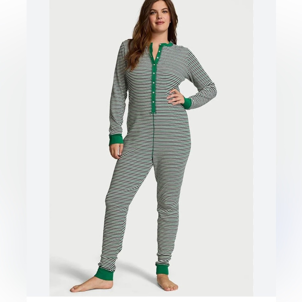 Victorias Secret Thermal Cotton Long Sleeve Onesie, EUC No Flaws Size Small long